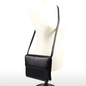 Lamarthe Paris Portofino Sleek Black Leather Crossbody Shoulder Pocketbook Bag